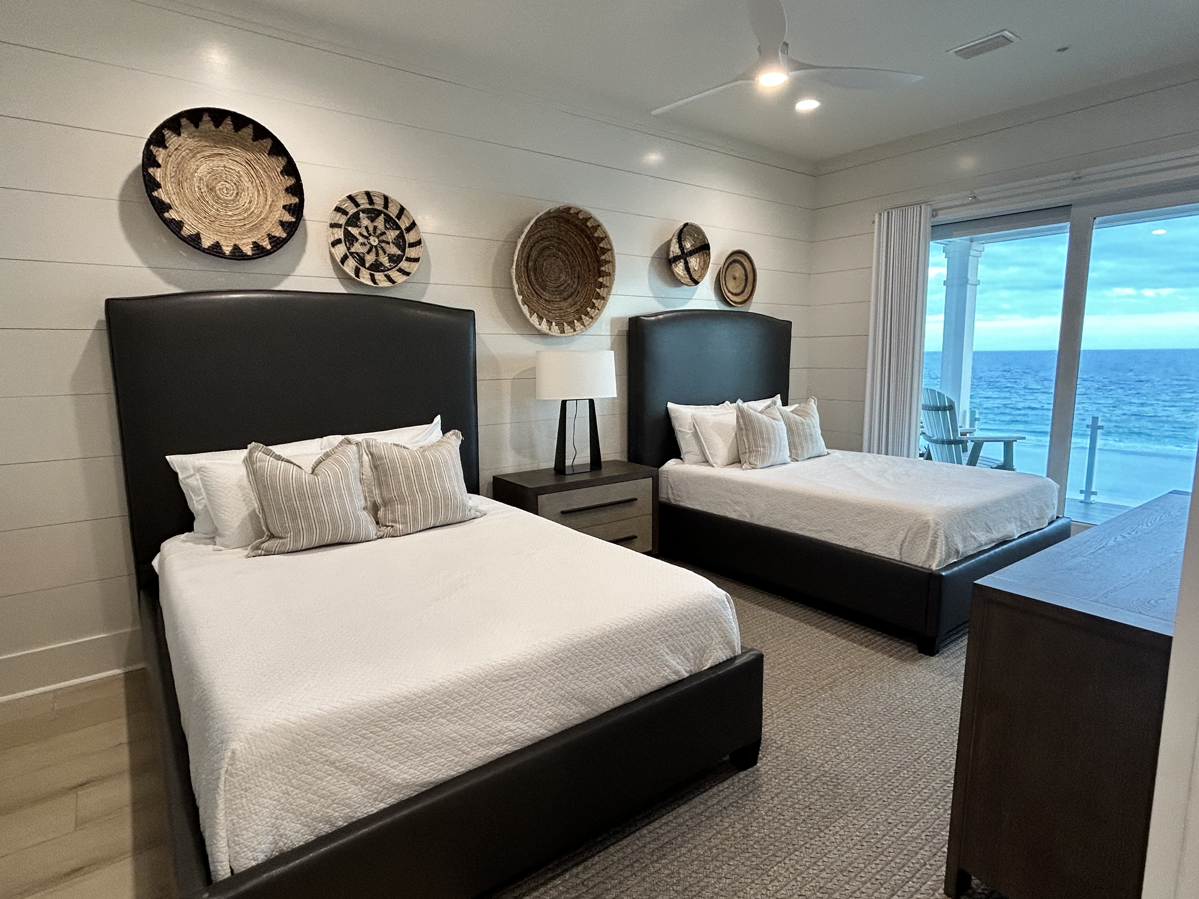 Image 1 of upstairs bedroom